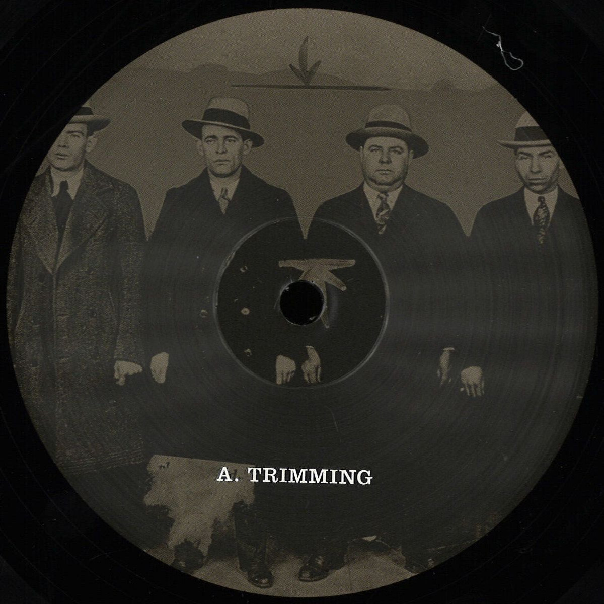 Calibre — Trimming vinyl cover